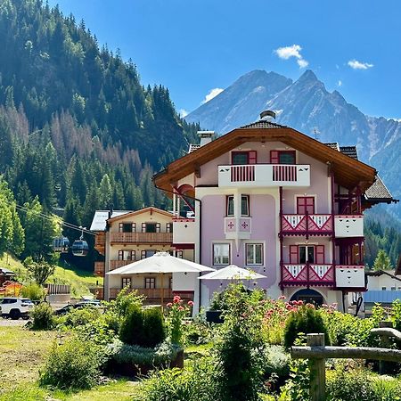 B&B Cesa Planber Mountain View Bike Friendly カナツェーイ エクステリア 写真