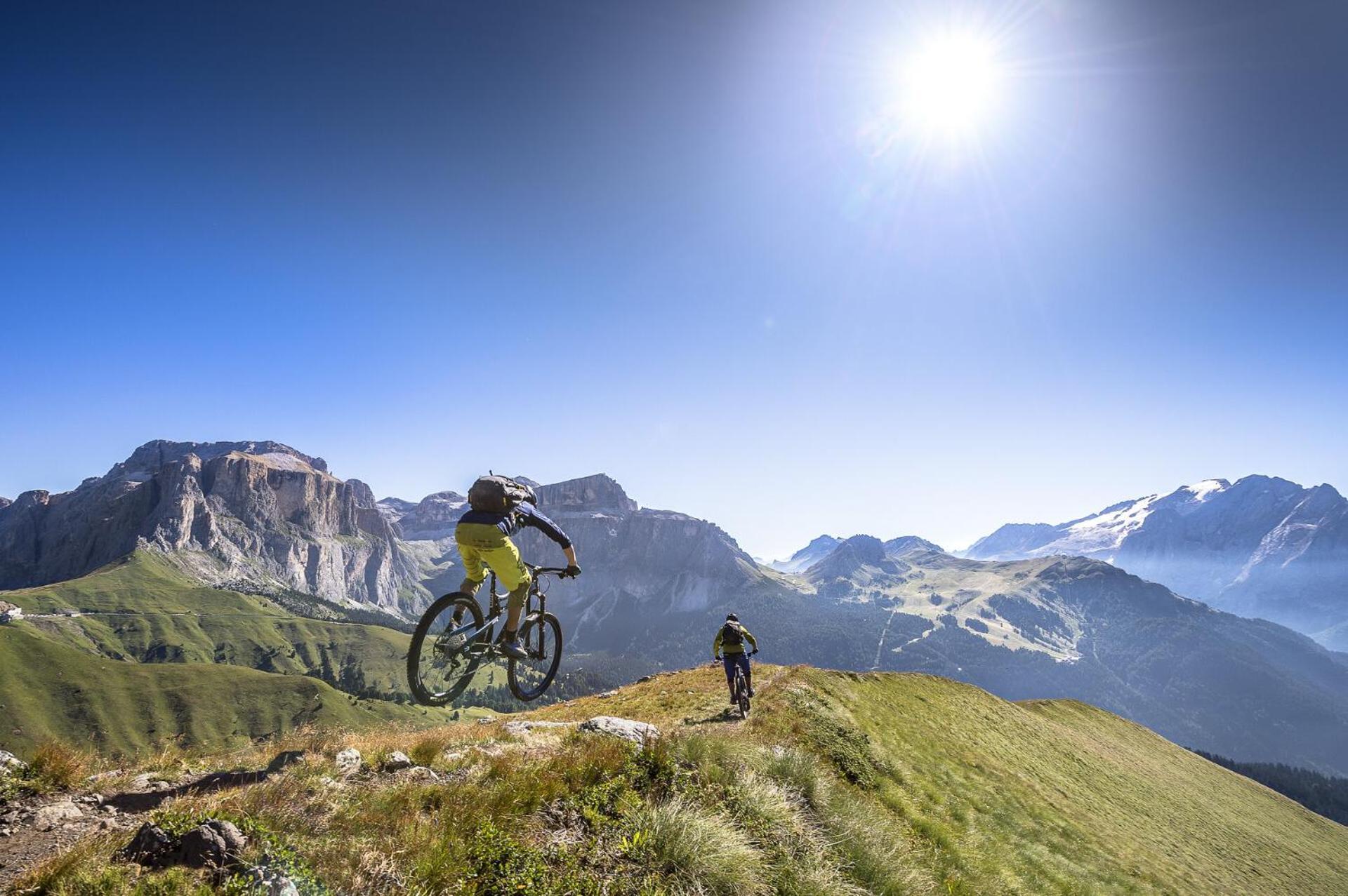B&B Cesa Planber Mountain View Bike Friendly カナツェーイ エクステリア 写真