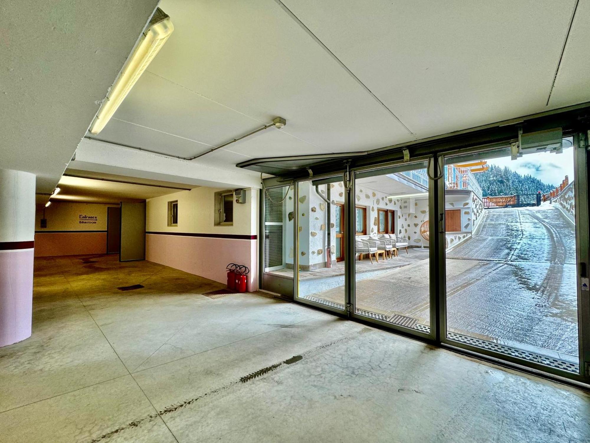 B&B Cesa Planber Mountain View Bike Friendly カナツェーイ エクステリア 写真