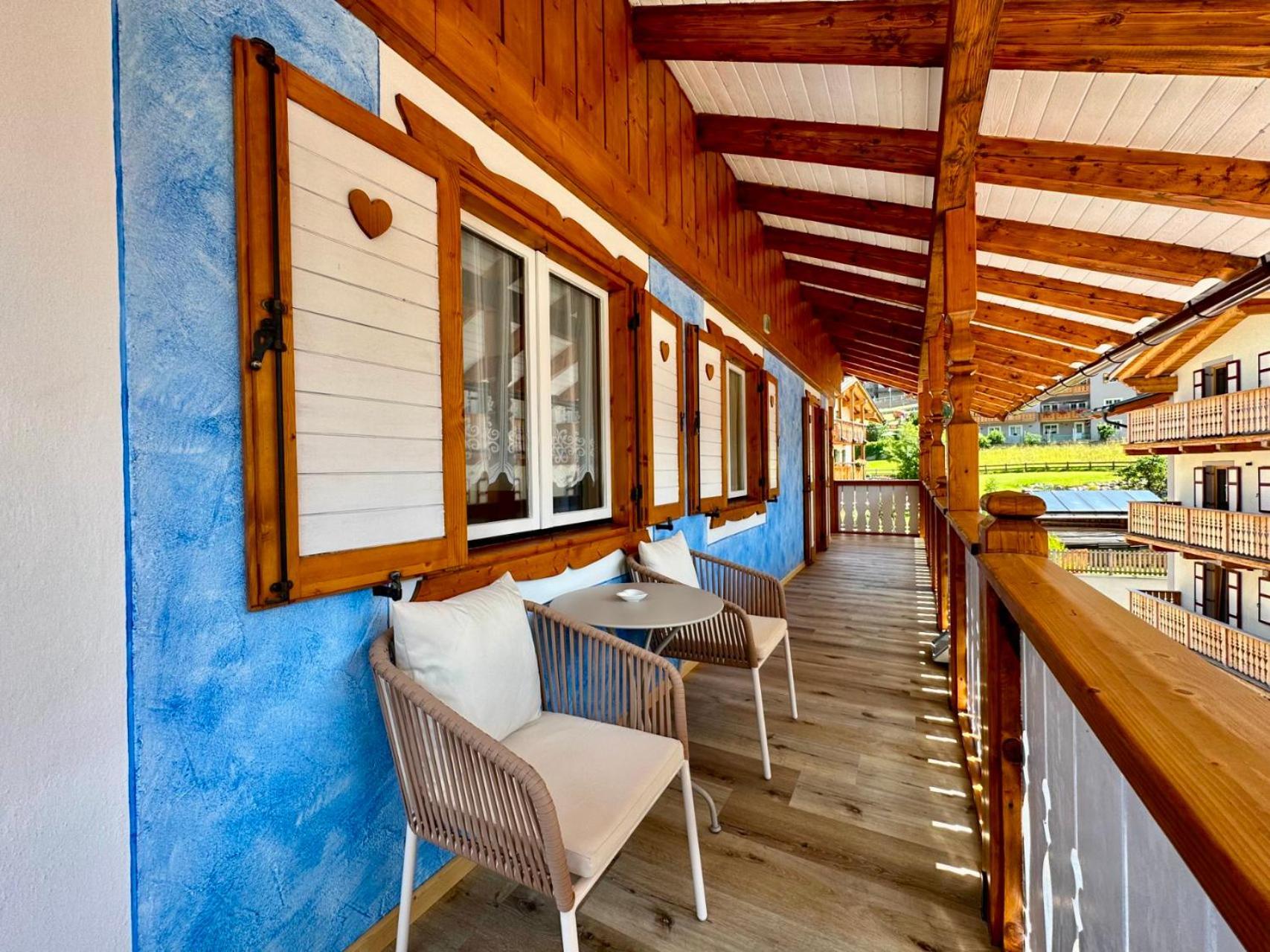 B&B Cesa Planber Mountain View Bike Friendly カナツェーイ エクステリア 写真
